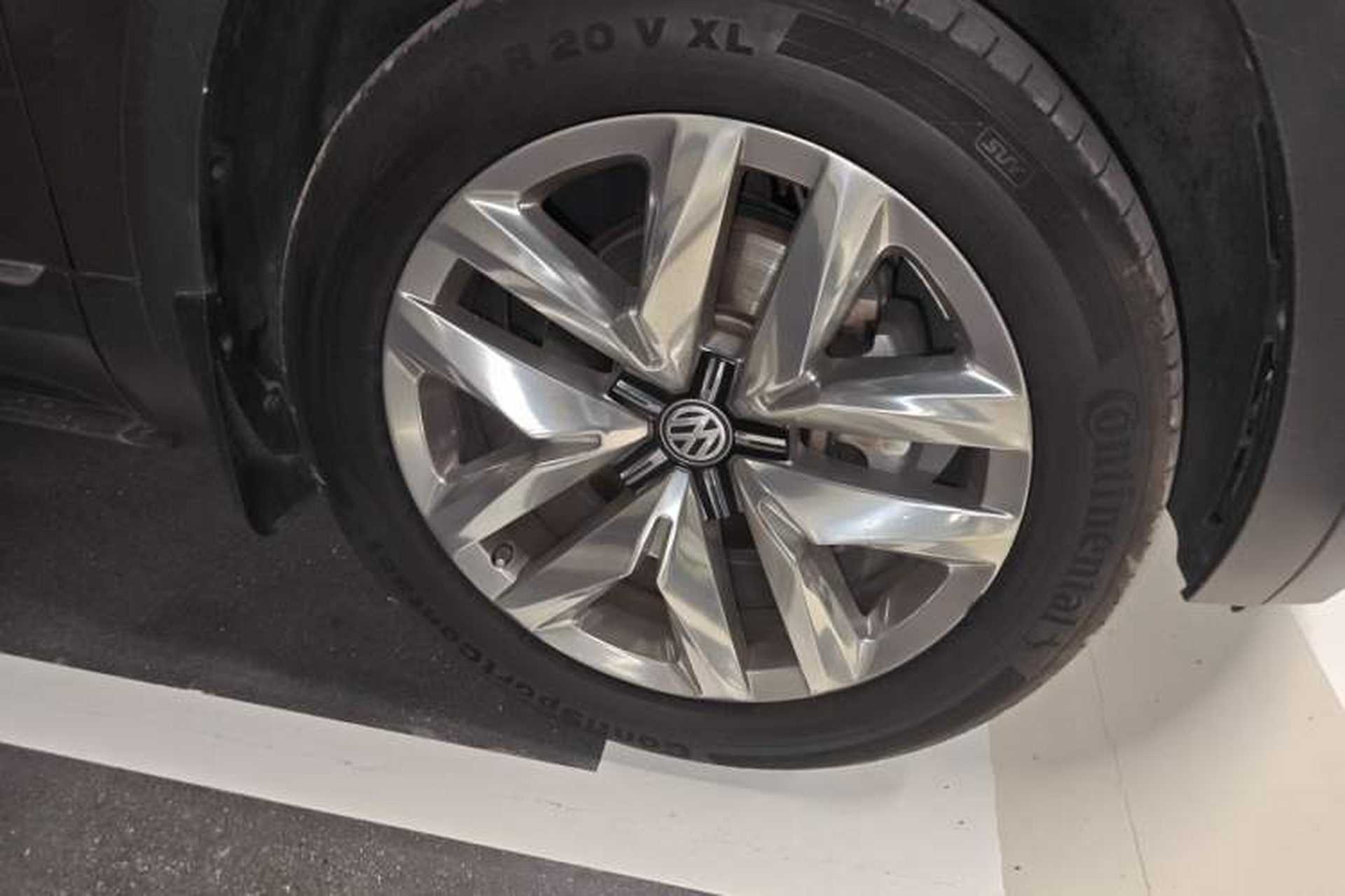 Used Volkswagen Teramont 2019 380TSI Four-Wheel Drive Flagship Model China VI Right Front Wheel Hub