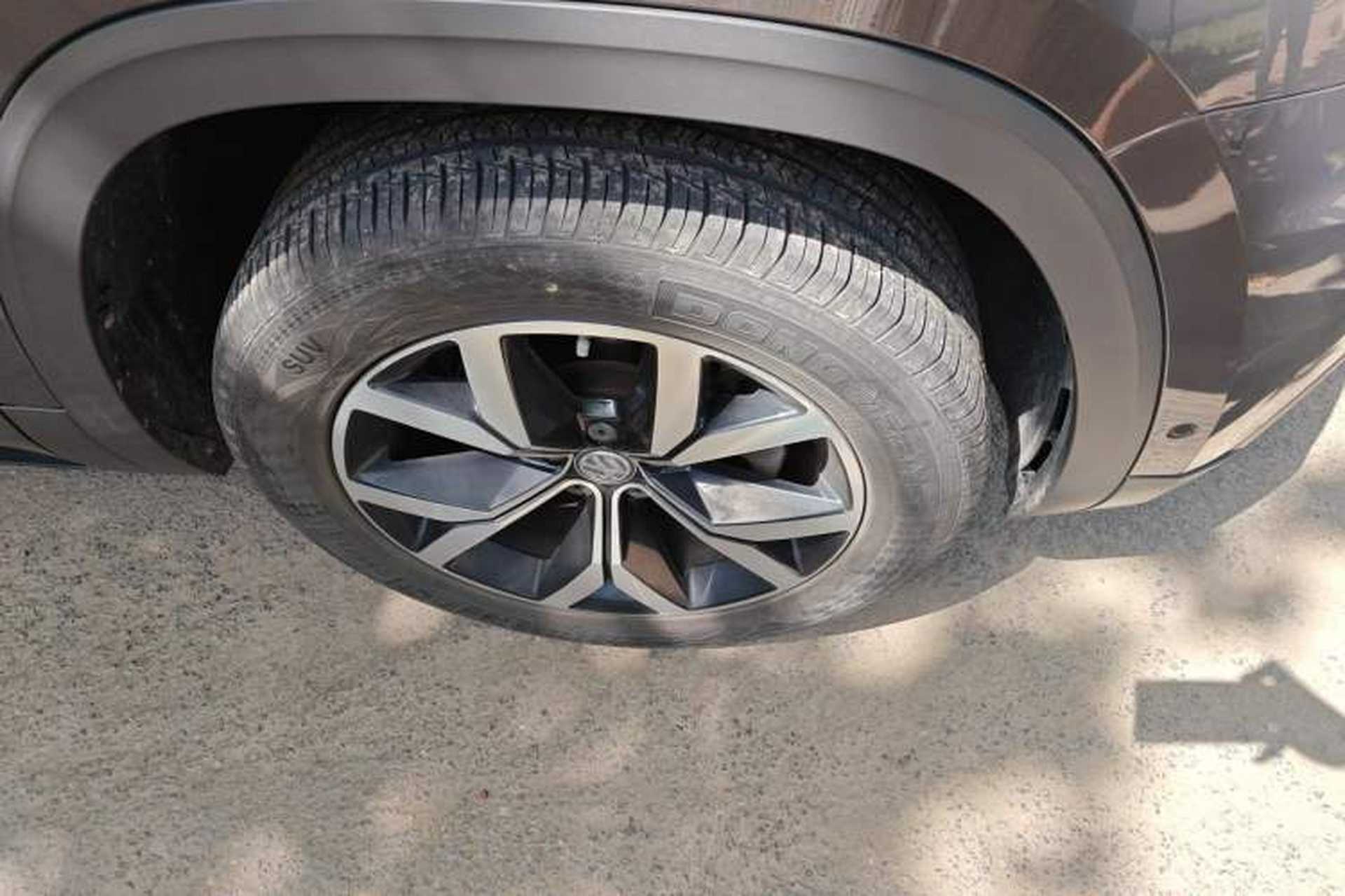 Used Volkswagen Teramont 2019 330TSI Two-Wheel-Drive Luxury Edition China VI Standard Right Front Wheel Hub