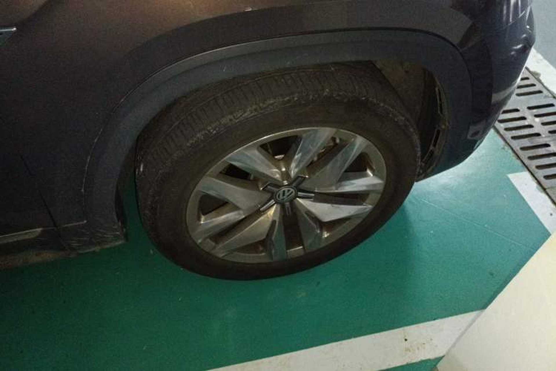 Used Volkswagen Teramont 2019 380TSI Four-Wheel Drive Flagship Model China V Standard Right Front Wheel Hub