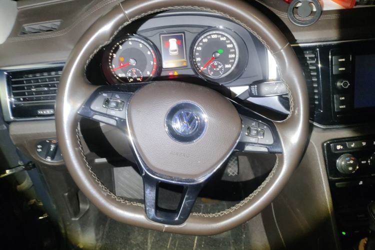 Used Volkswagen Teramont 2019 380TSI Four-Wheel Drive Luxury Version China VI Standard Steering Wheel