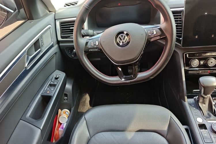 Used Volkswagen Teramont 2019 380TSI Four-Wheel Drive Luxury Version China VI Standard Steering Wheel