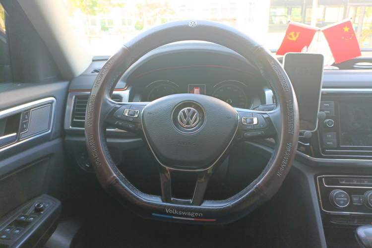 Used Volkswagen Teramont 2019 380TSI Four-Wheel Drive Luxury Version China V Standard Steering Wheel