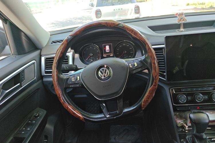 Used Volkswagen Teramont 2019 330TSI Two-Wheel-Drive Luxury Edition China VI Standard Steering Wheel