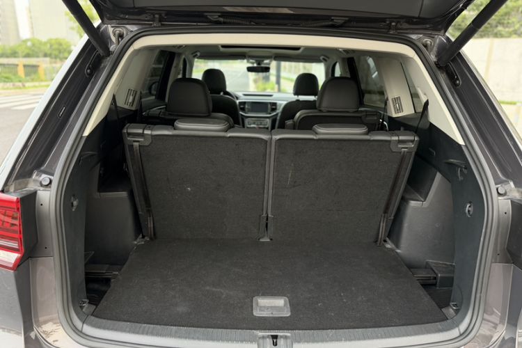 Used Volkswagen Teramont 2019 330TSI Two-Wheel-Drive Luxury Edition China VI Standard Trunk