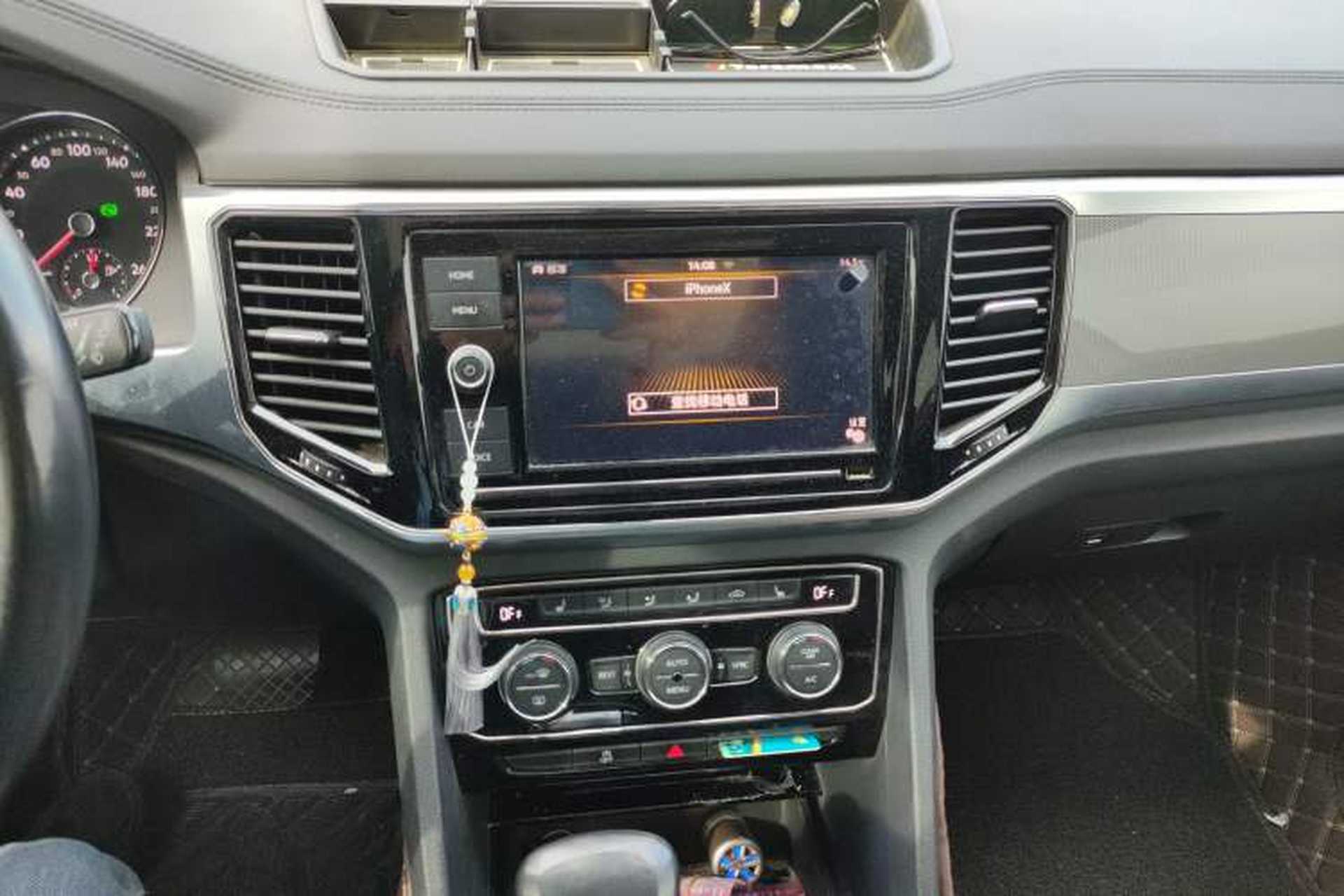 Used Volkswagen Teramont 2019 380TSI Four-Wheel Drive Luxury Version China V Standard Audio And AC Panel