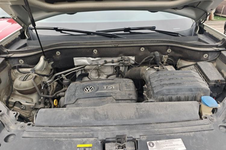 Used Volkswagen Teramont 2019 380TSI Four-Wheel Drive Luxury Version China VI Standard Engine Bay