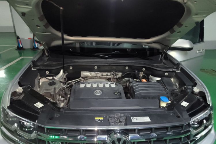 Used Volkswagen Teramont 2019 530 V6 Four-Wheel Drive Prestige Flagship Edition China V Standard Engine Bay