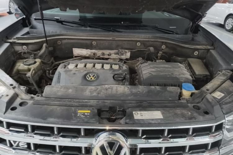 Used Volkswagen Teramont 2019 530 V6 Four-Wheel Drive Prestige Flagship Edition China V Standard Engine Bay