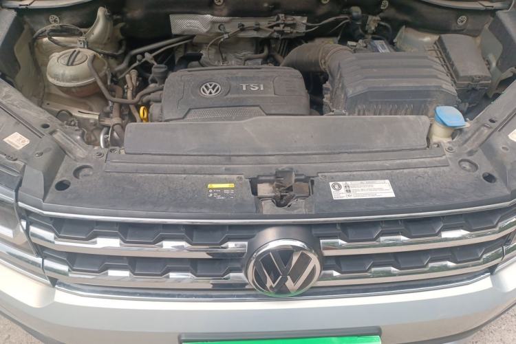 Used Volkswagen Teramont 2019 380TSI Four-Wheel Drive Luxury Version China VI Standard Engine Bay