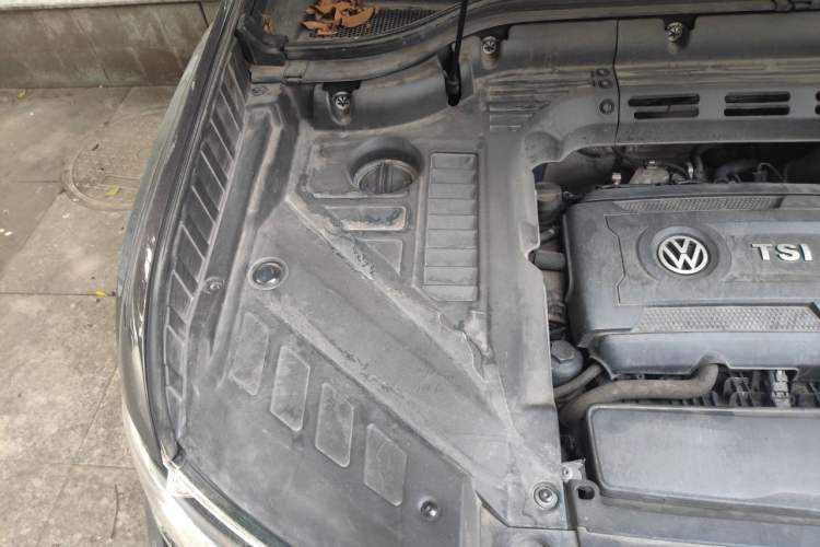 Used Volkswagen Teramont 2019 380TSI Four-Wheel Drive Luxury Version China VI Standard Engine Bay Right