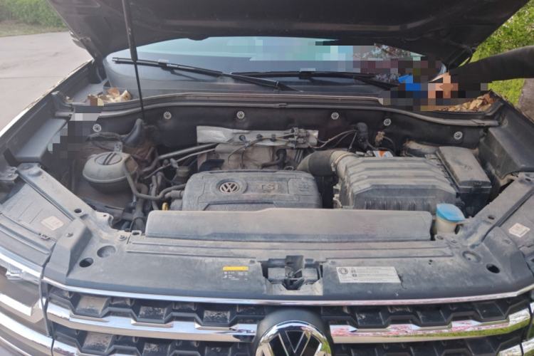 Used Volkswagen Teramont 2019 380TSI Four-Wheel Drive Luxury Version China VI Standard Engine Bay