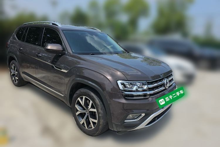 Used Volkswagen Teramont 2019 330TSI Two-Wheel-Drive Luxury Edition China VI Standard Front Right 45 Deg