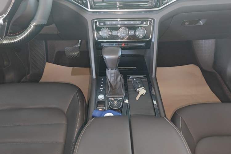 Used Volkswagen Teramont 2019 380TSI Four-Wheel Drive Luxury Version China VI Standard Gear Lever