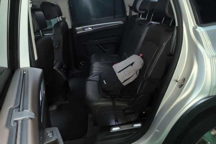 Used Volkswagen Teramont 2019 530 V6 Four-Wheel Drive Prestige Flagship Edition China V Standard Left Rear Seat