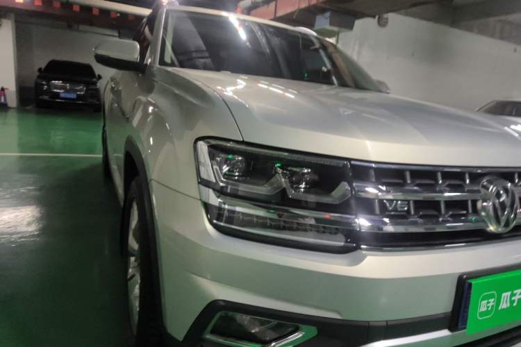 Used Volkswagen Teramont 2019 530 V6 Four-Wheel Drive Prestige Flagship Edition China V Standard Right Front Headlight