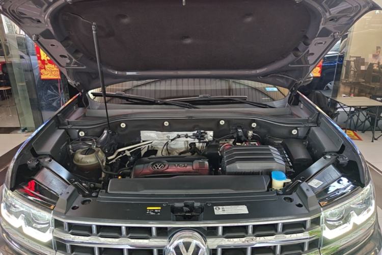 Used Volkswagen Teramont 2019 380TSI Four-Wheel Drive Flagship Model China VI Engine Bay