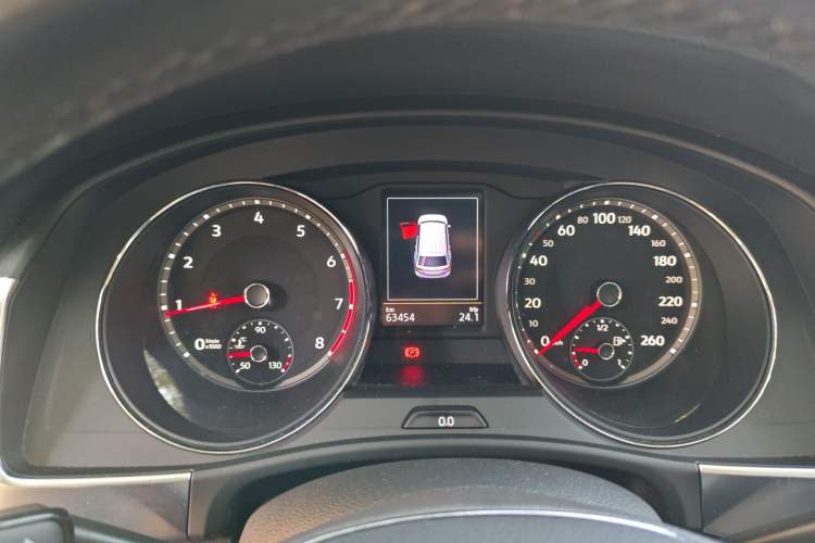 Used Volkswagen Teramont 2019 330TSI Two-Wheel-Drive Luxury Edition China VI Standard Instrument Cluster