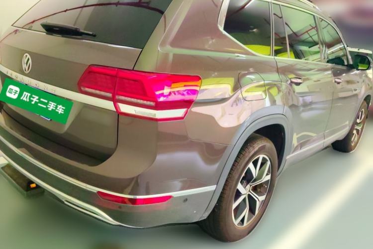 Used Volkswagen Teramont 2019 330TSI Two-Wheel-Drive Luxury Edition China V Standard Rear Right 45 Deg