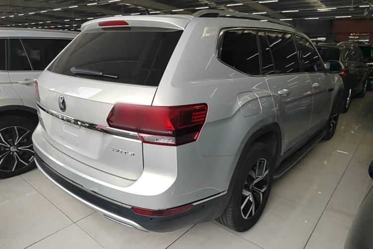 Used Volkswagen Teramont 2019 330TSI Two-Wheel-Drive Luxury Edition China VI Standard Rear Right 45 Deg