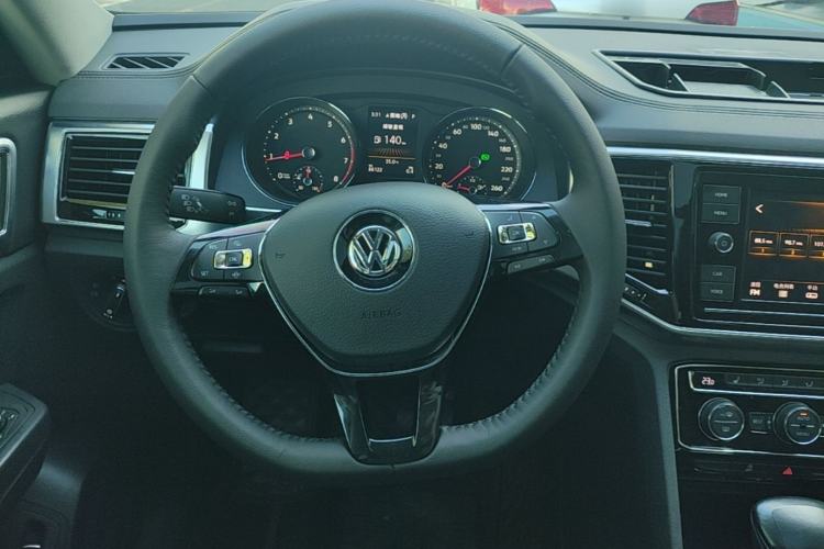 Used Volkswagen Teramont 2019 330TSI Two-Wheel-Drive Luxury Edition China VI Standard Steering Wheel