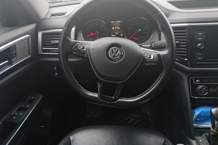 Used Volkswagen Teramont 2019 330TSI Two-Wheel-Drive Luxury Edition China V Standard Steering Wheel