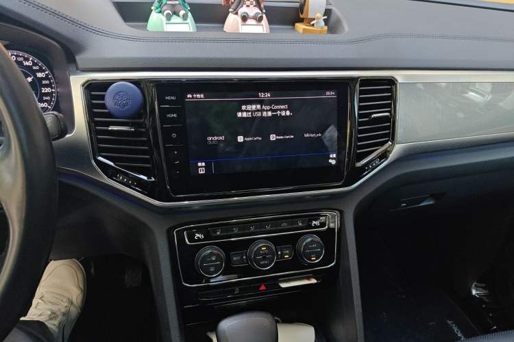 Used Volkswagen Teramont 2019 380TSI Four-Wheel Drive Luxury Version China VI Standard Audio And AC Panel