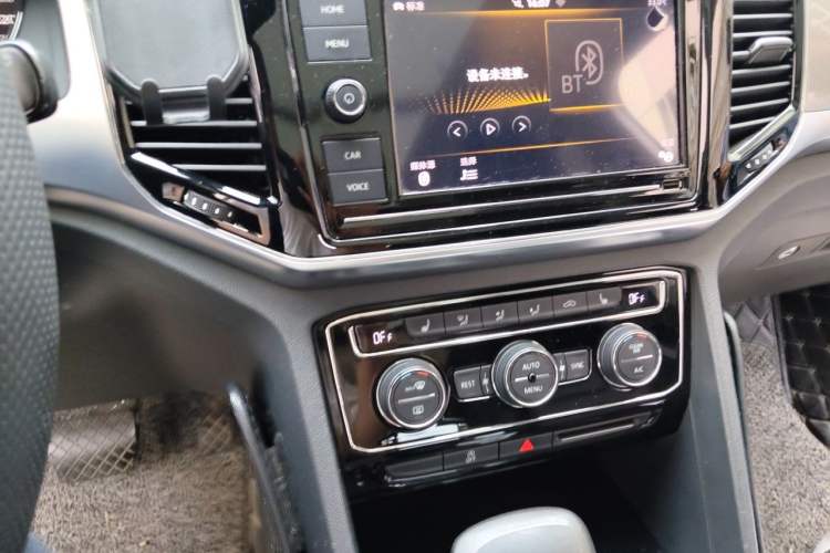 Used Volkswagen Teramont 2019 380TSI Four-Wheel Drive Luxury Version China VI Standard Audio And AC Panel