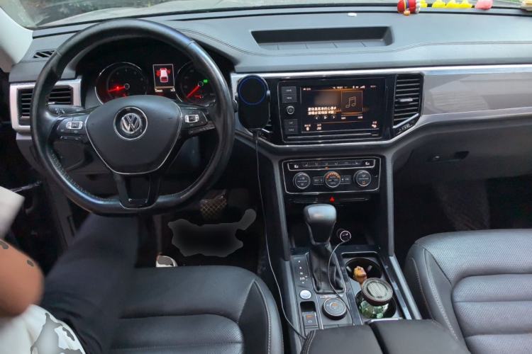 Used Volkswagen Teramont 2019 380TSI Four-Wheel Drive Luxury Version China V Standard Center Console