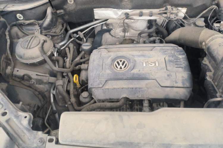 Used Volkswagen Teramont 2019 380TSI Four-Wheel Drive Luxury Version China VI Standard Engine Bay Right