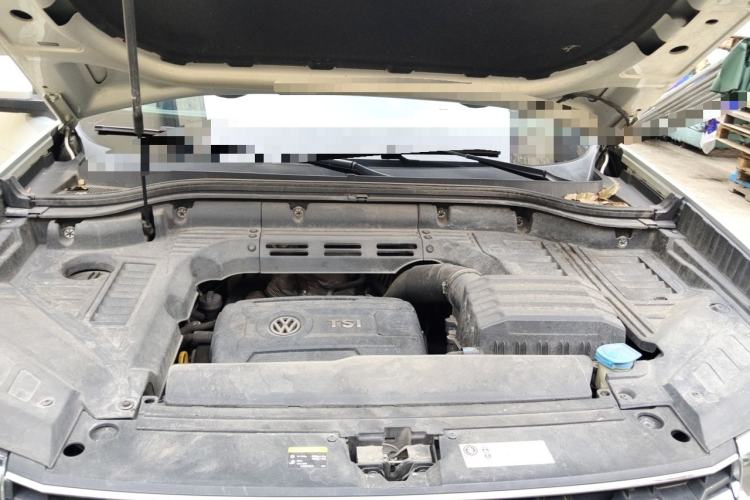 Used Volkswagen Teramont 2019 380TSI Four-Wheel Drive Luxury Version China VI Standard Engine Bay