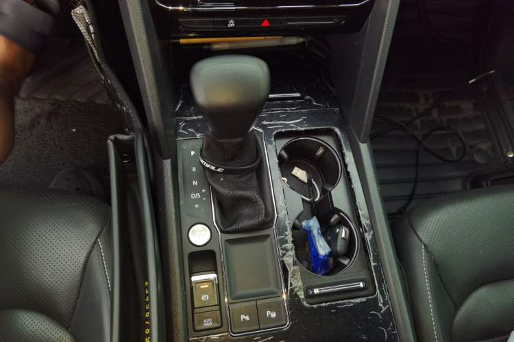 Used Volkswagen Teramont 2019 330TSI Two-Wheel-Drive Luxury Edition China VI Standard Gear Lever
