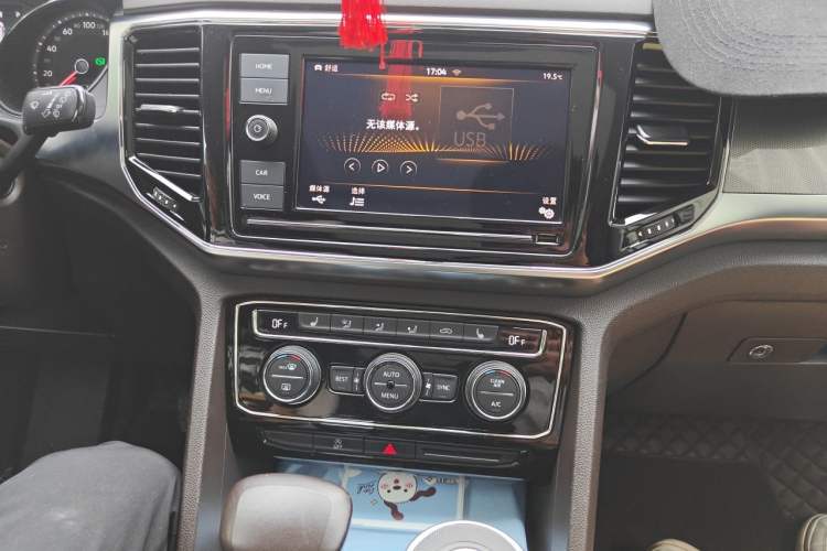 Used Volkswagen Teramont 2019 530 V6 Four-Wheel Drive Luxury Edition China V Standard Audio And AC Panel