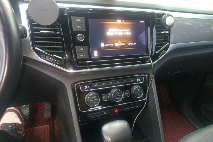 Used Volkswagen Teramont 2019 330TSI Two-Wheel-Drive Luxury Edition China V Standard Audio And AC Panel