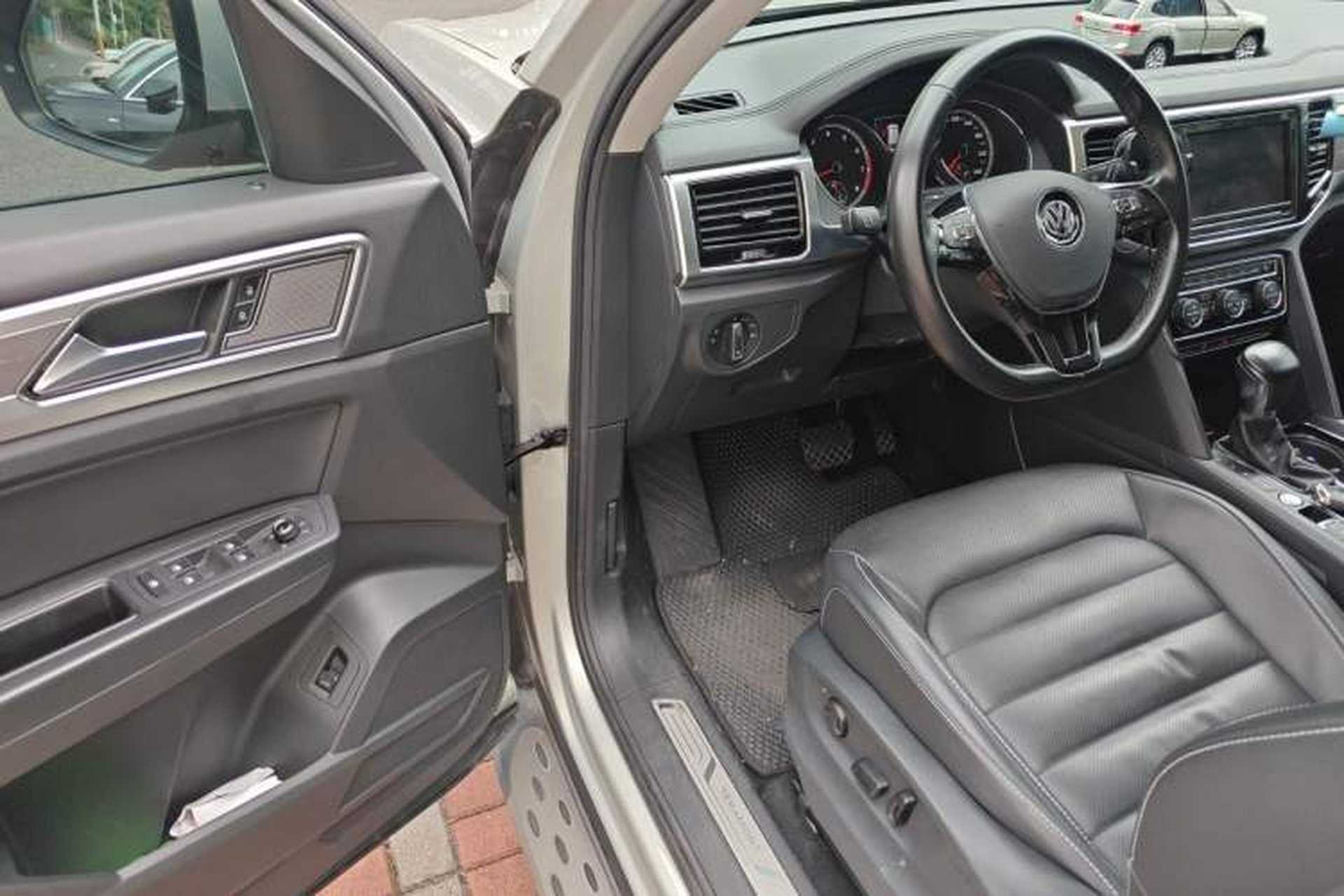 Used Volkswagen Teramont 2019 330TSI Two-Wheel-Drive Luxury Edition China VI Standard Driver Seat