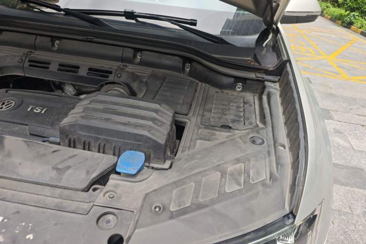 Used Volkswagen Teramont 2019 380TSI Four-Wheel Drive Luxury Version China VI Standard Engine Bay Left