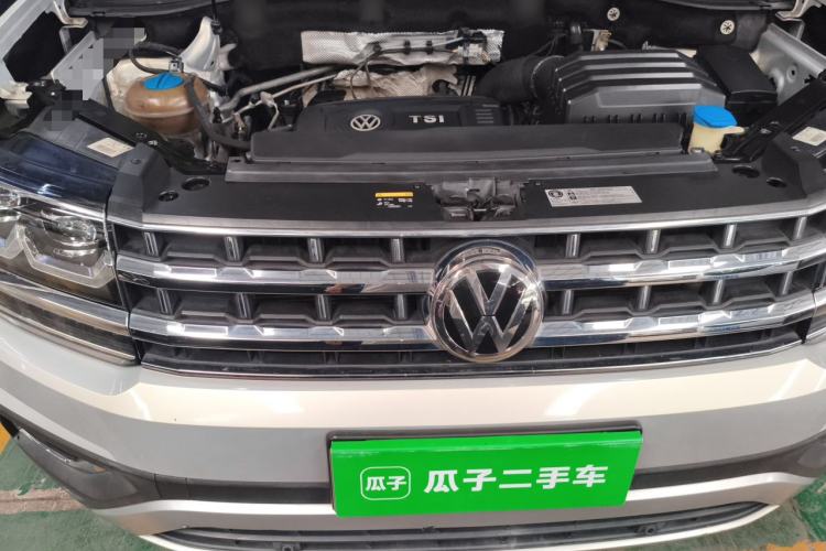 Used Volkswagen Teramont 2019 380TSI Four-Wheel Drive Flagship Model China V Standard Engine Bay