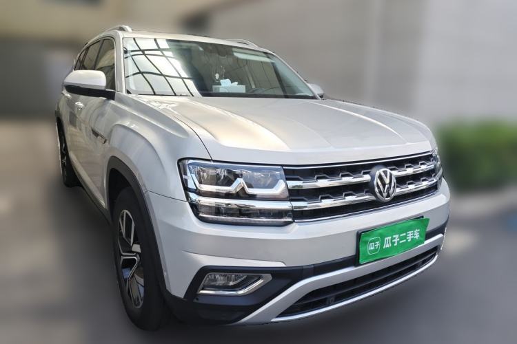 Used Volkswagen Teramont 2019 330TSI Two-Wheel-Drive Luxury Edition China VI Standard Front Right 45 Deg