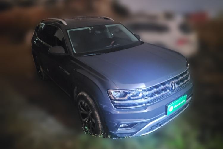 Used Volkswagen Teramont 2019 330TSI Two-Wheel-Drive Luxury Edition China V Standard Front Right 45 Deg