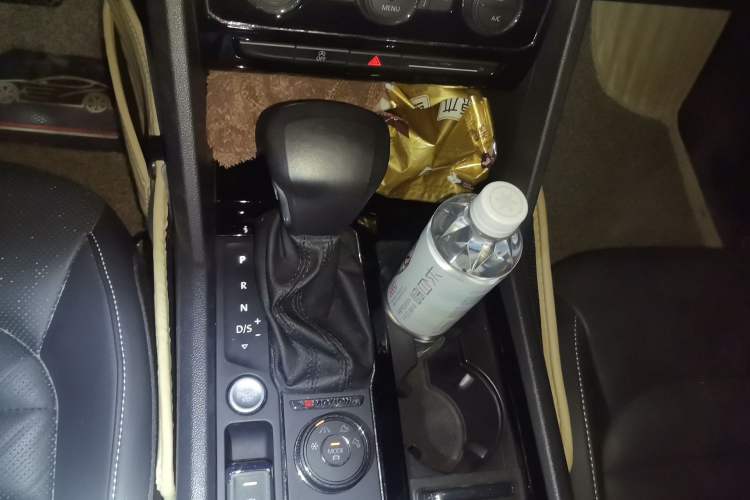 Used Volkswagen Teramont 2019 380TSI Four-Wheel Drive Luxury Version China VI Standard Gear Lever