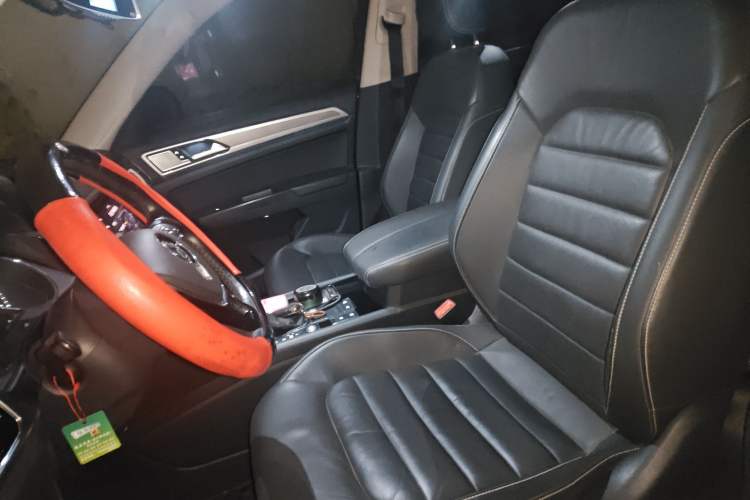 Used Volkswagen Teramont 2019 330TSI Two-Wheel-Drive Luxury Edition China V Standard Left Front Seat