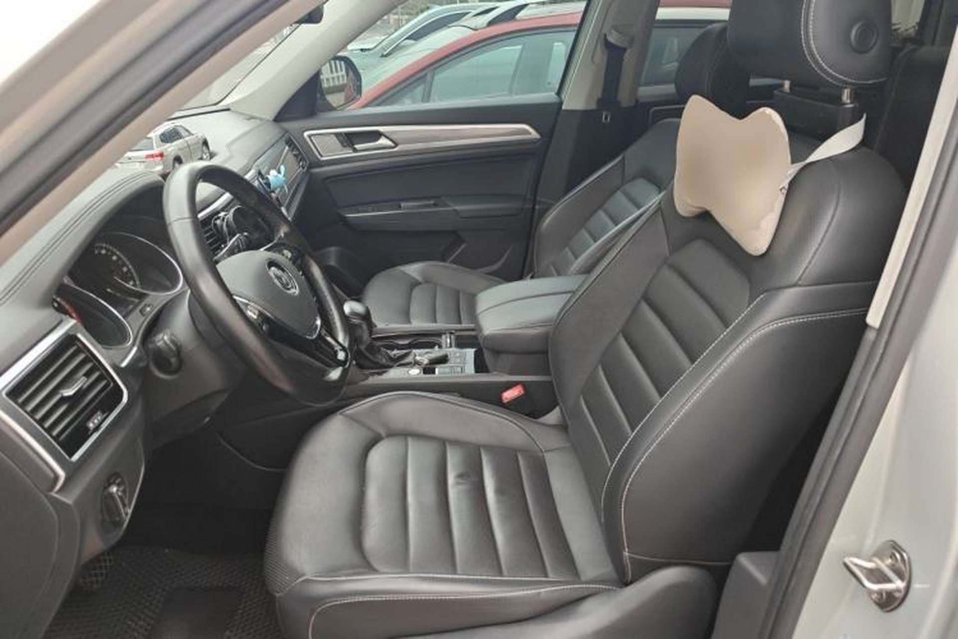 Used Volkswagen Teramont 2019 330TSI Two-Wheel-Drive Luxury Edition China VI Standard Left Front Seat