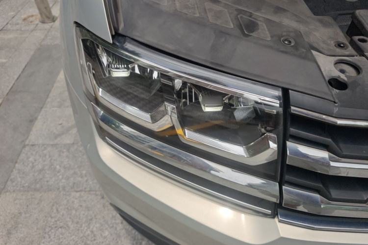 Used Volkswagen Teramont 2019 380TSI Four-Wheel Drive Luxury Version China VI Standard Right Front Headlight