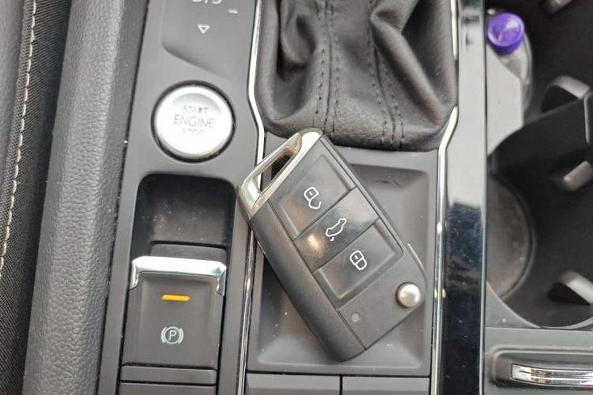 Used Volkswagen Teramont 2019 330TSI Two-Wheel-Drive Luxury Edition China VI Standard Vehicle Key
