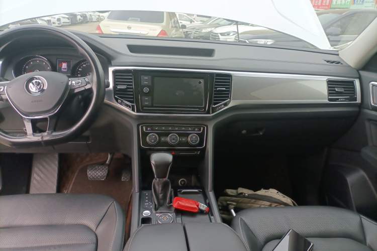 Used Volkswagen Teramont 2019 380TSI Four-Wheel Drive Luxury Version China VI Standard Audio And AC Panel