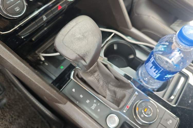 Used Volkswagen Teramont 2019 380TSI Four-Wheel Drive Luxury Version China VI Standard Gear Lever