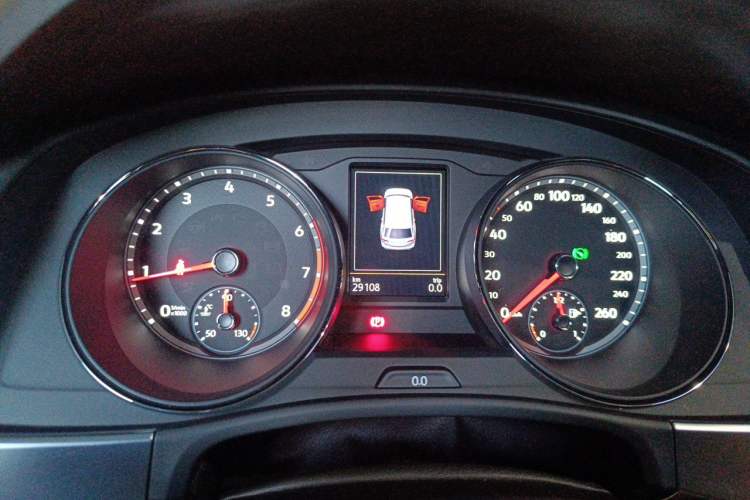 Used Volkswagen Teramont 2019 330TSI Two-Wheel-Drive Luxury Edition China VI Standard Instrument Cluster