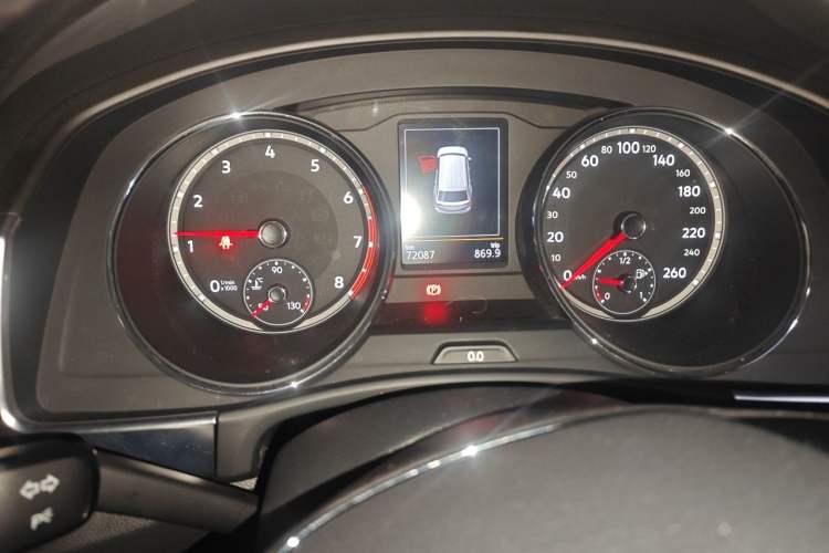 Used Volkswagen Teramont 2019 380TSI Four-Wheel Drive Luxury Version China V Standard Odometer Close Up