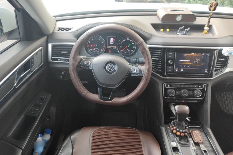 Used Volkswagen Teramont 2019 330TSI Two-Wheel-Drive Luxury Edition China VI Standard Steering Wheel