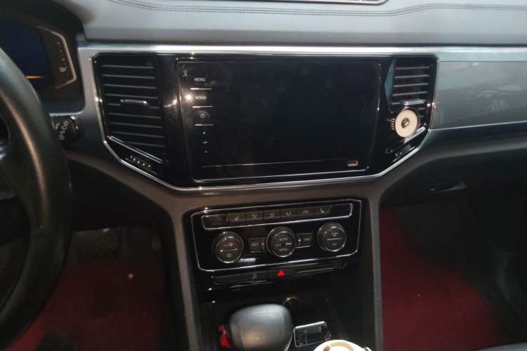 Used Volkswagen Teramont 2020 380TSI Four-Wheel Drive Luxury Version China VI Standard Audio And AC Panel