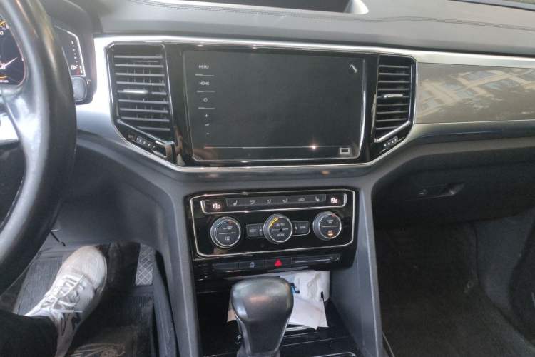 Used Volkswagen Teramont 2020 380TSI Four-Wheel Drive Luxury Version China VI Standard Audio And AC Panel